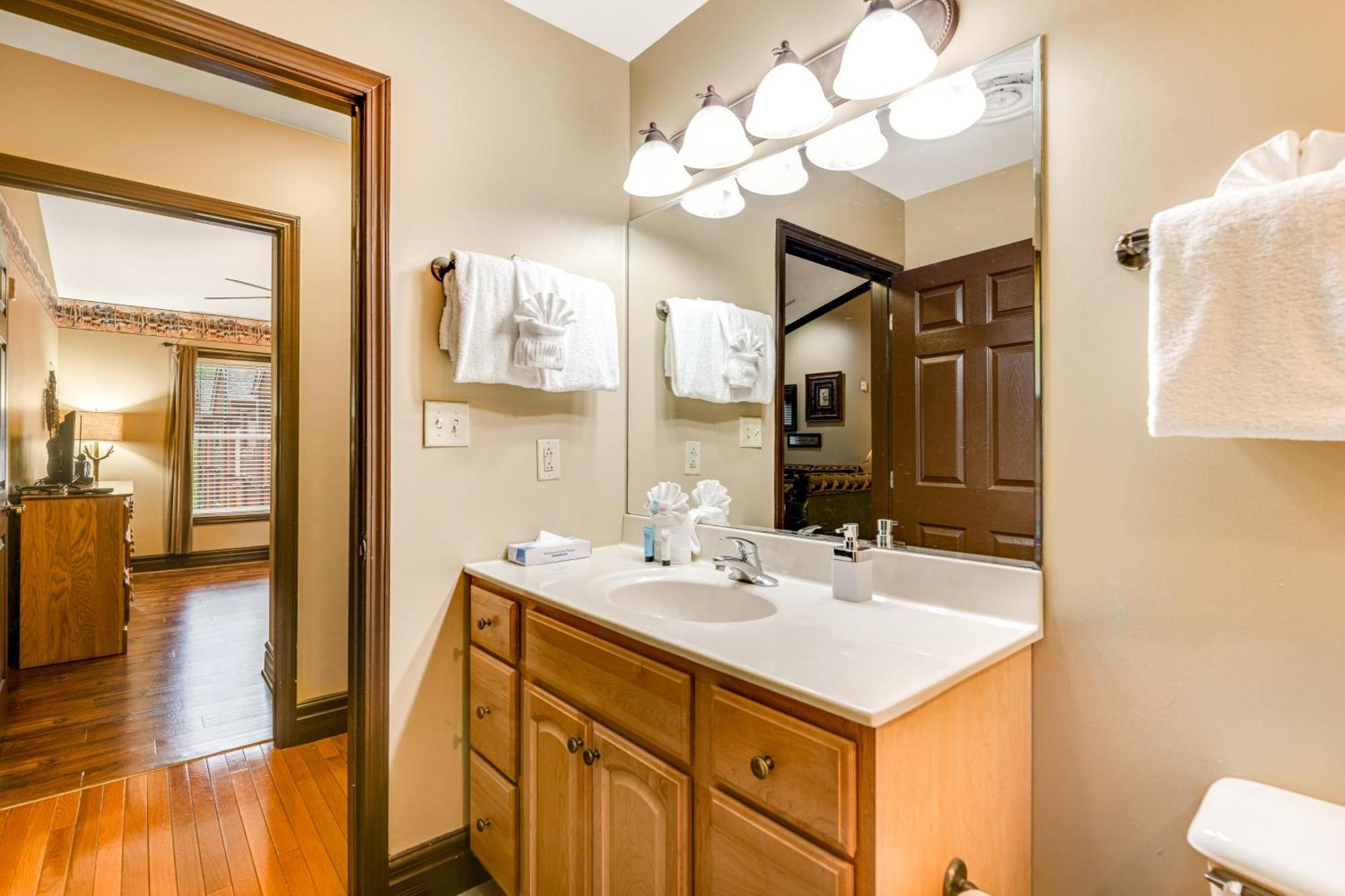 Baskins Creek Condos Gatlinburg Room photo
