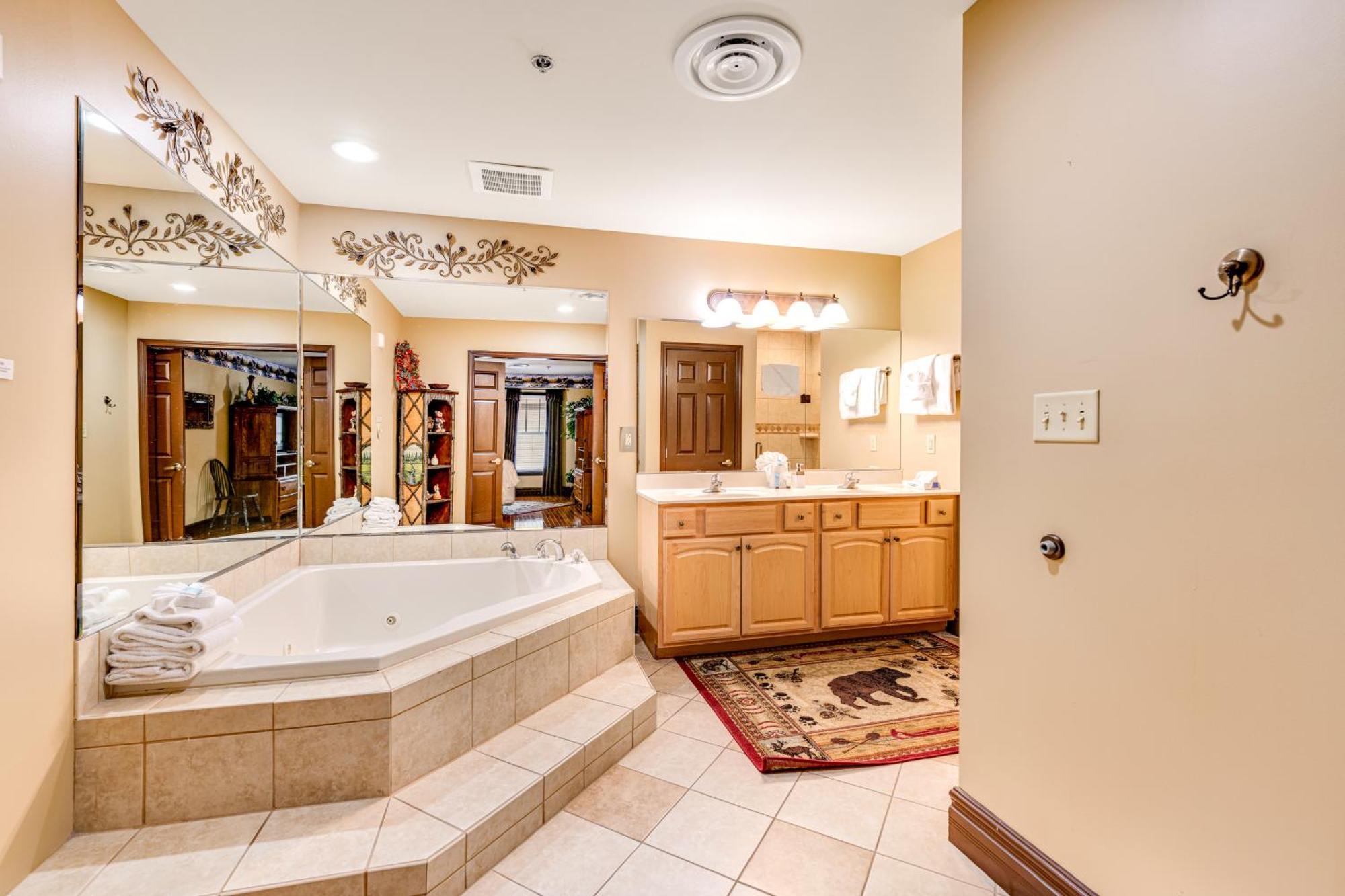 Baskins Creek Condos Gatlinburg Room photo