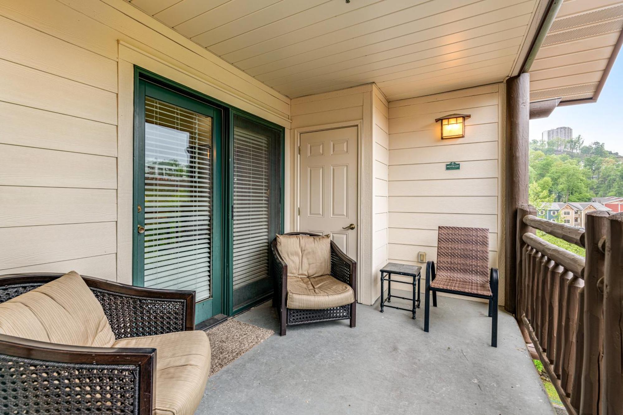 Baskins Creek Condos Gatlinburg Room photo